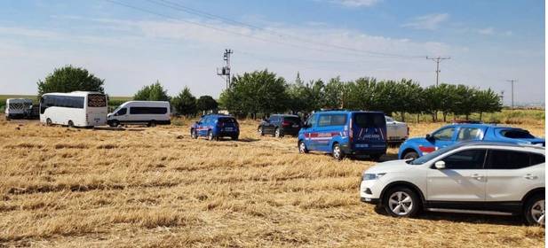 Kayıp Narin hakkında şok iddia. Araçta baygın halde yatıyordu, üzerinde battaniye vardı 15