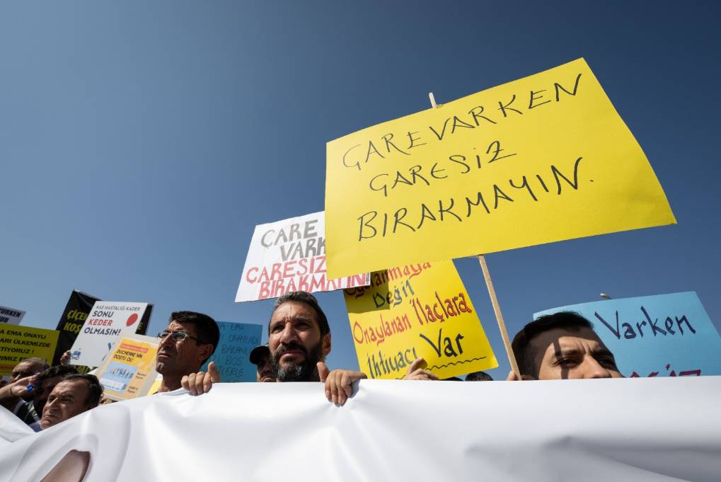 Bu çocukların gözyaşını dindirin. Kas hastaları için ilaç ödemesi isteniyor 9