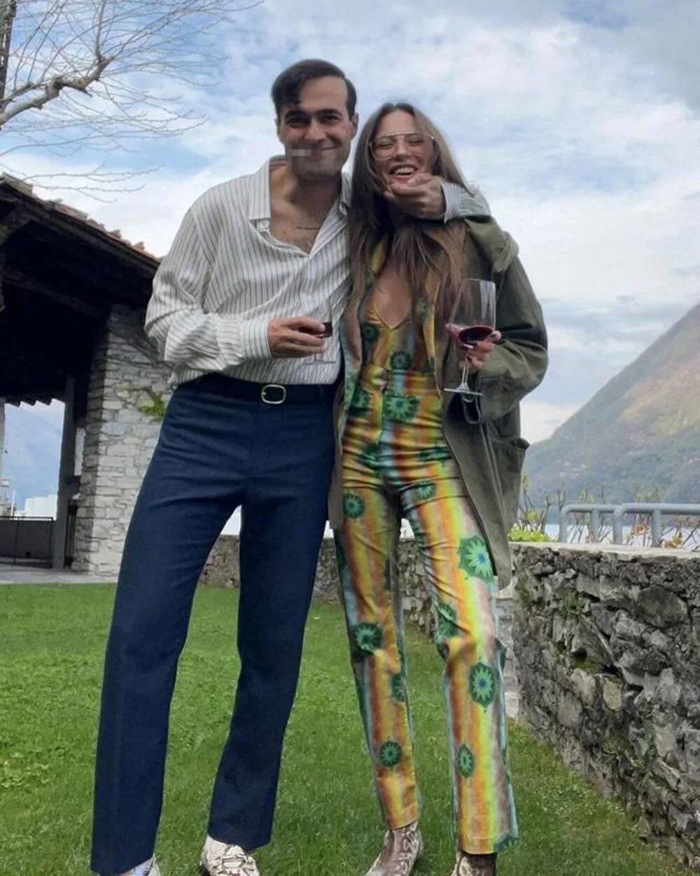 Serenay Sarıkaya ve Mert Demir'in aşk tatilinden ilk paylaşım 1