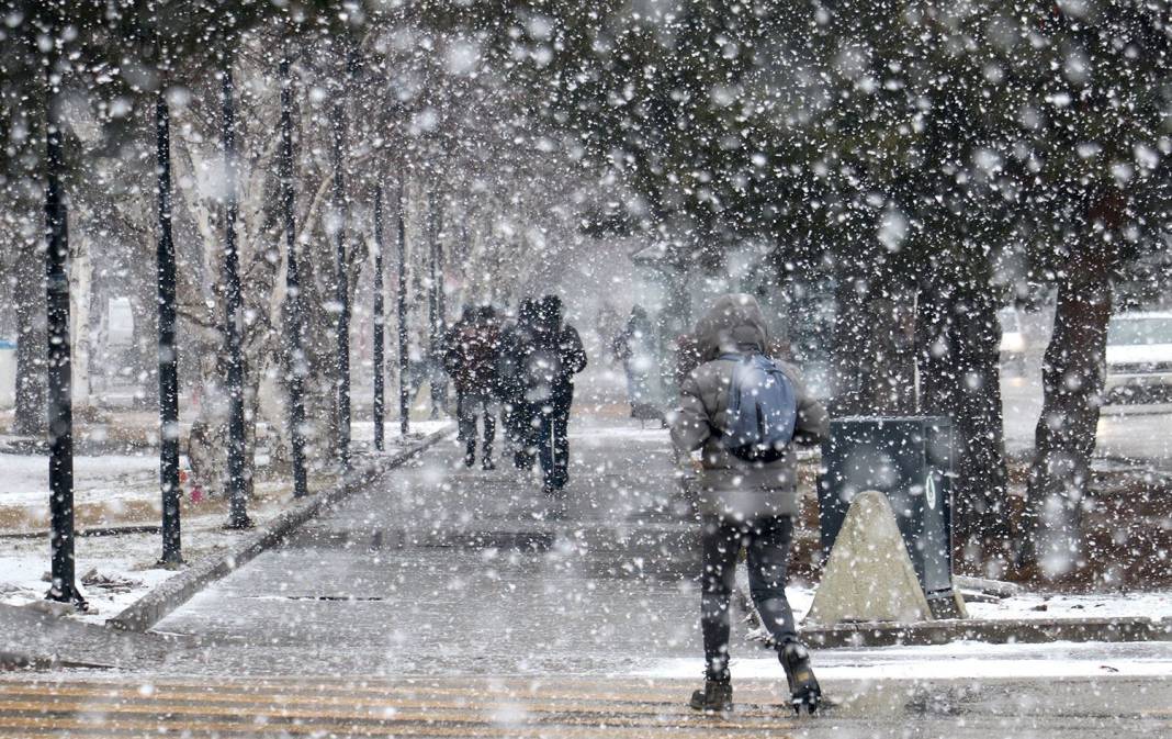 Meteoroloji o illere kar alarmı verdi! Türkiye beyaza bürünecek (19 Ekim 2024 hava durumu) 7