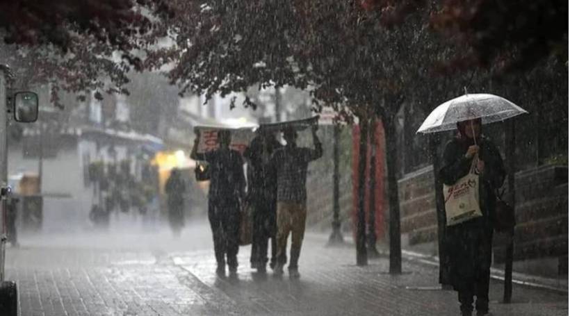 Meteorolojiden 7 il için sarı ve turuncu kodlu alarm. Sağanak esir alacak 18