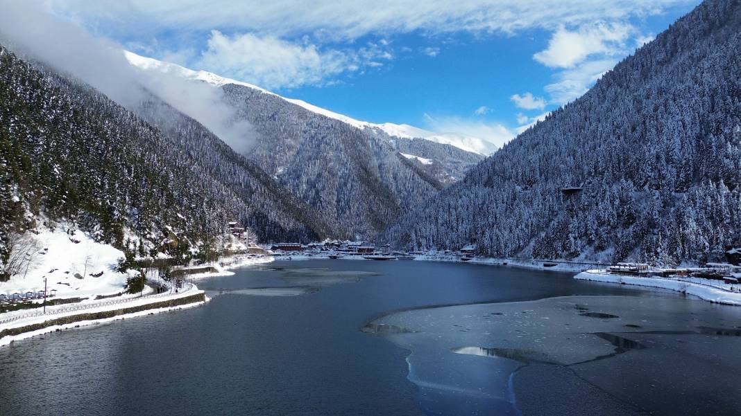 Uzungöl kartpostallık görüntüleriyle adeta büyüledi! 2