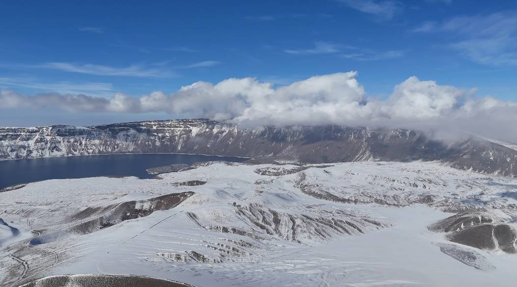 Nemrut’ta kışın eşsiz güzelliği: Dünyanın 2’nci Türkiye'nin ise en büyük krater gölü 4