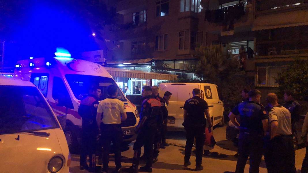Sahilde korkunç cinayet! Yüzlerce kişinin gözü önünde vurdu 1