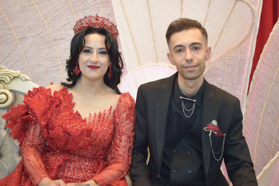 İşitme engelli çiftin kına gecesinde 'sessiz çiftetelli' 1