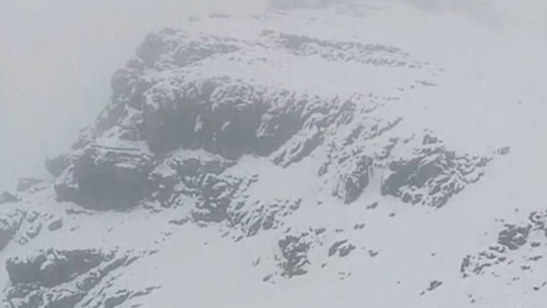 Trabzon, Rize, Erzurum... Yaz ortasında beyaza büründü 4