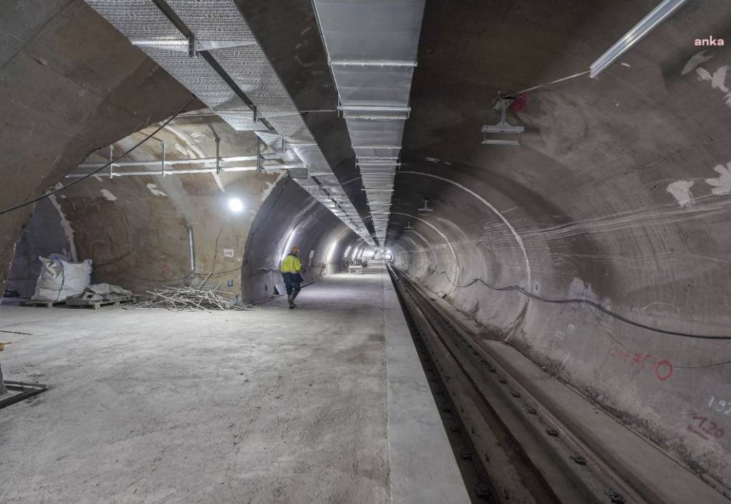 İstanbul yeni metro hattına kavuşuyor. AKP engelledi CHP bitiriyor. Milyonların yol çilesi sona erecek 3