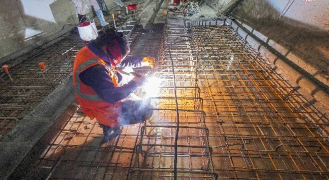 İstanbul yeni metro hattına kavuşuyor. AKP engelledi CHP bitiriyor. Milyonların yol çilesi sona erecek 9