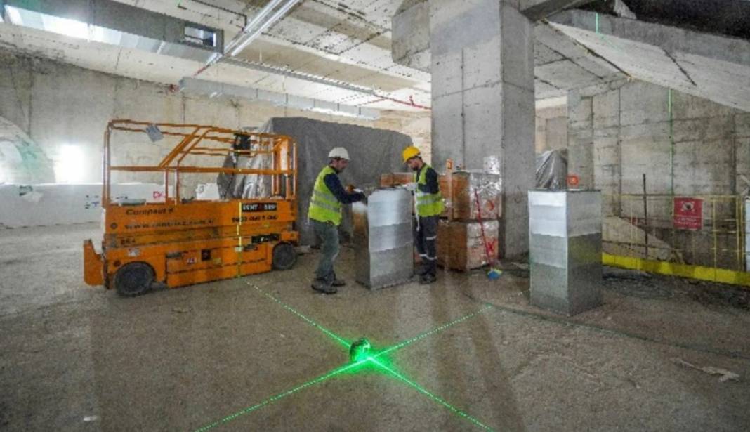 İstanbul yeni metro hattına kavuşuyor. AKP engelledi CHP bitiriyor. Milyonların yol çilesi sona erecek 10