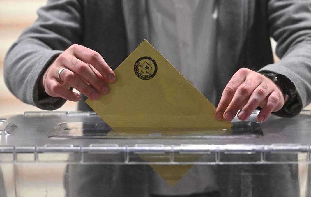 Saray'da herkesi derin düşüncelere sokacak anket. İktidara yakın şirket açıkladı 3