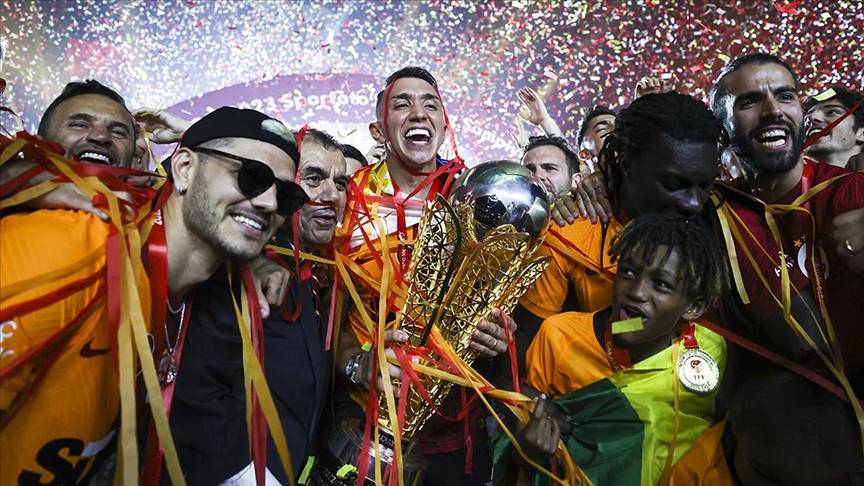 Türkiye'yi domine eden Galatasaray bu sefer Avrupa'yı salladı. Almanya'nın ünlü gazetesi Bild yazdı 6