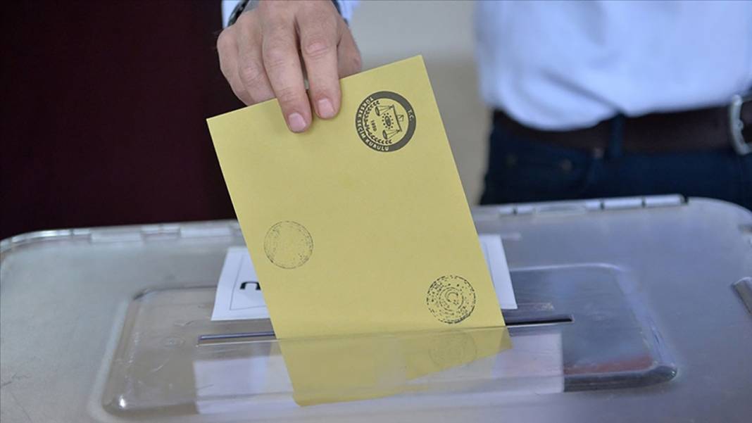 Saray'da herkesi derin düşüncelere sokacak anket. İktidara yakın şirket açıkladı 4