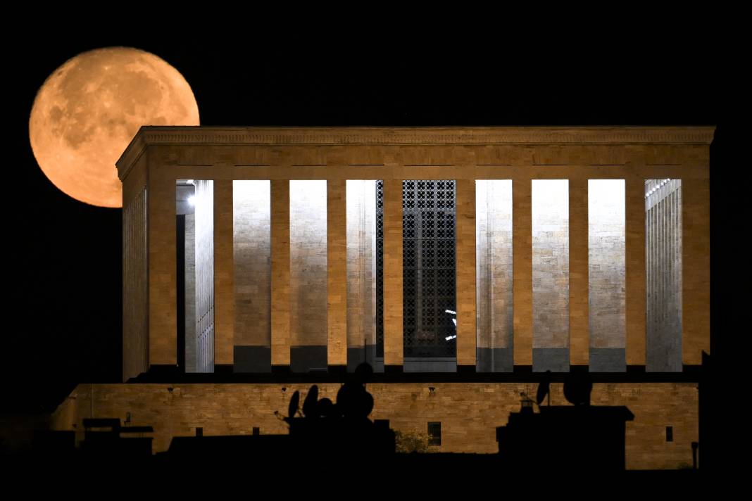 Anıtkabir'de büyüleyen görüntü 4