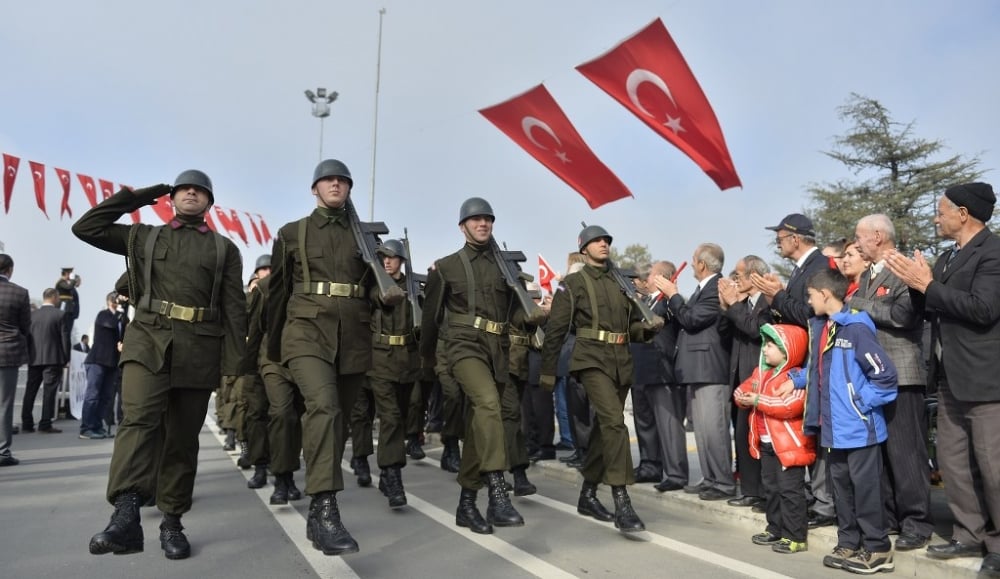 Cumhuriyet'in 92. yılı tüm yurtta törenlerle kutlanıyor... 11