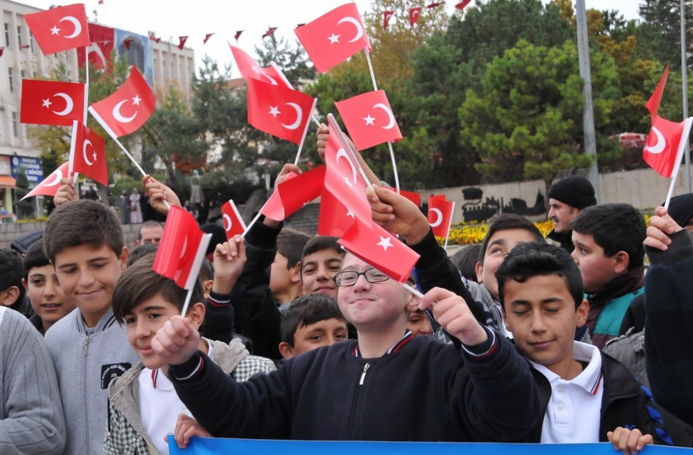 Cumhuriyet'in 92. yılı tüm yurtta törenlerle kutlanıyor... 9