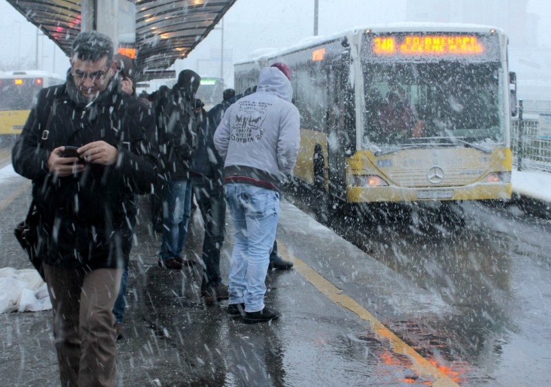 Kar İstanbul'u olumsuz etkiledi 14