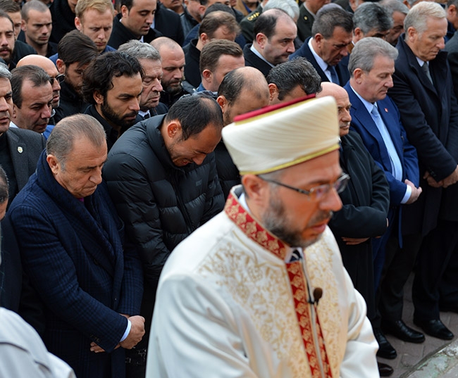 Umut Bulut'un babası toprağa verildi 2