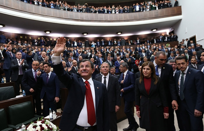 AKP Grup toplantısında 'Biji Serok' Sloganları 2