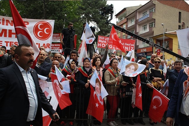 Meral Akşener Söğüt'te 13