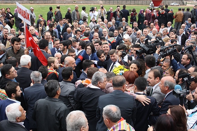 Meral Akşener Söğüt'te 6