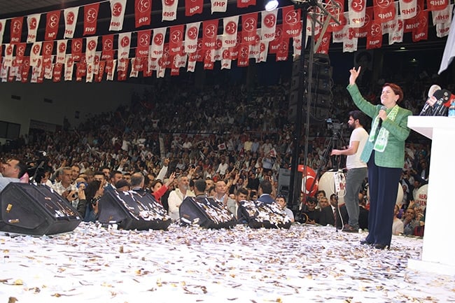 Bursa'da Meral Akşener Coşkusu 16