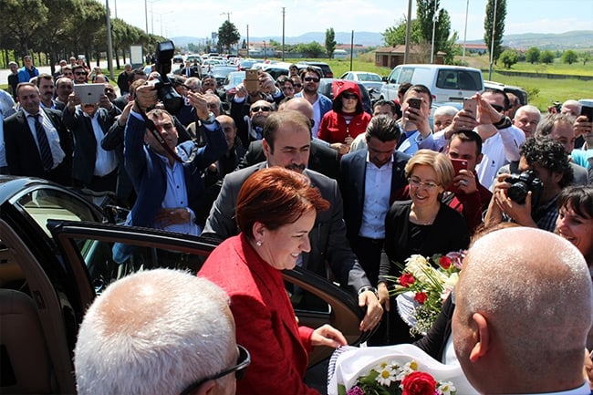 Balıkesir'de Meral Akşener Coşkusu 7