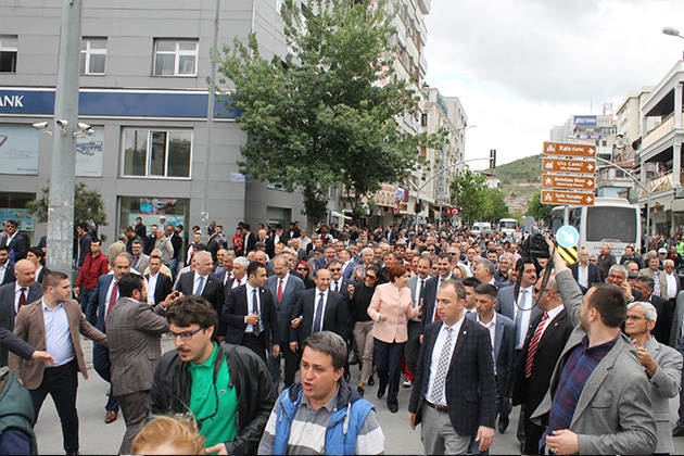 Meral Akşener Afyon'da 15