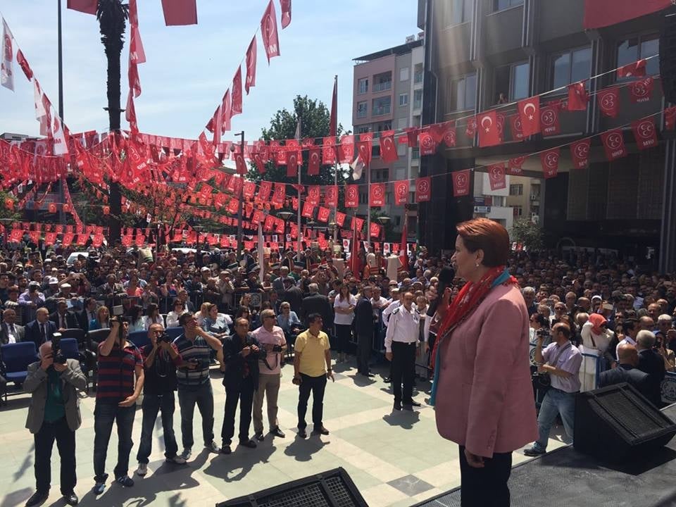 Meral Akşener Aydın'da 3