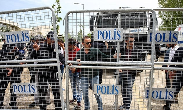 Akşener Kurultayın yapılacağı otelde incelemelerde bulundu 2