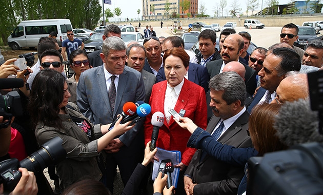 Akşener Kurultayın yapılacağı otelde incelemelerde bulundu 9