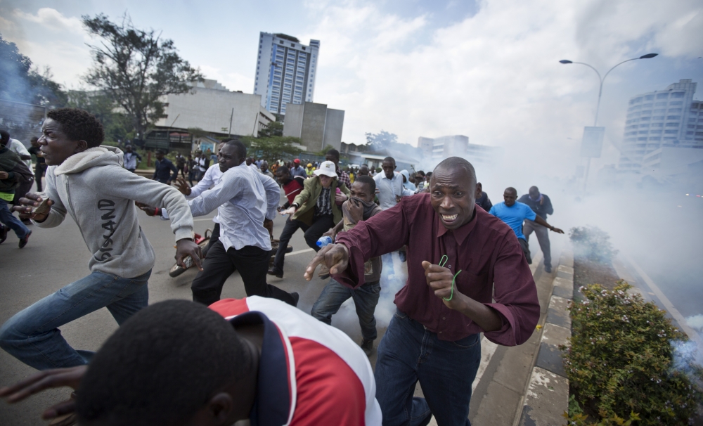 Kenya polisinden sert müdahale 11