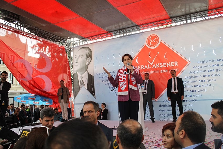 Akşener, Bolu’da böyle karşılandı 15