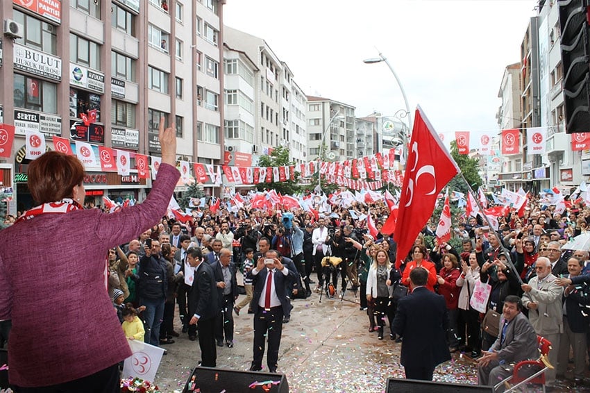 Akşener, Bolu’da böyle karşılandı 8