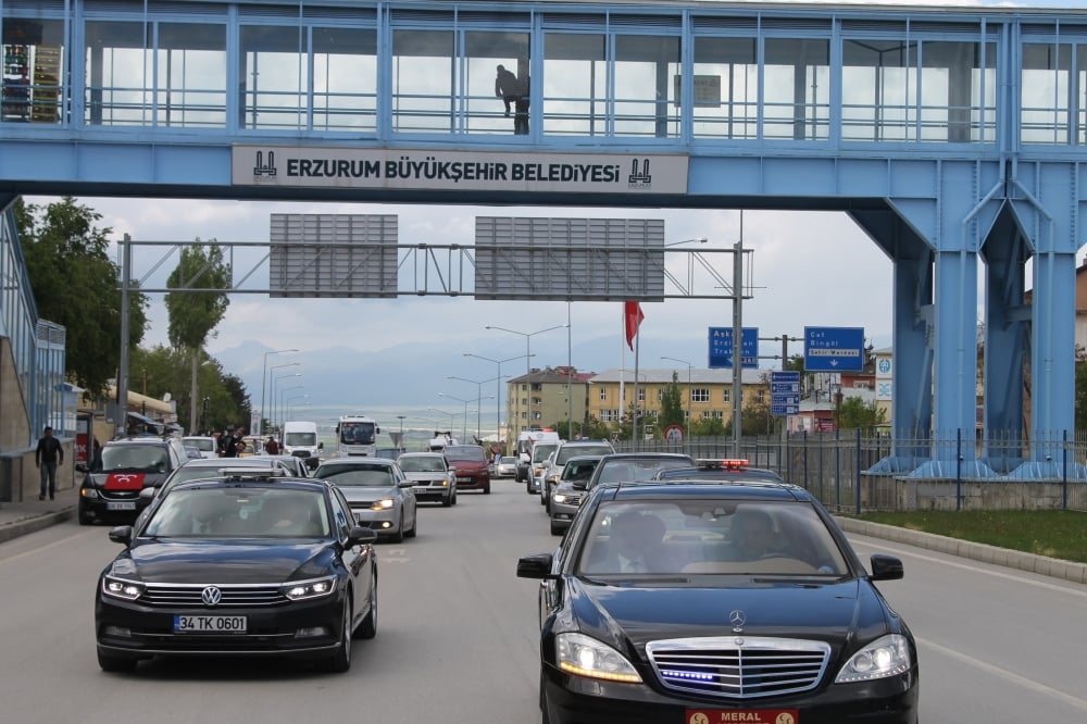 Akşener Erzurum'da 14