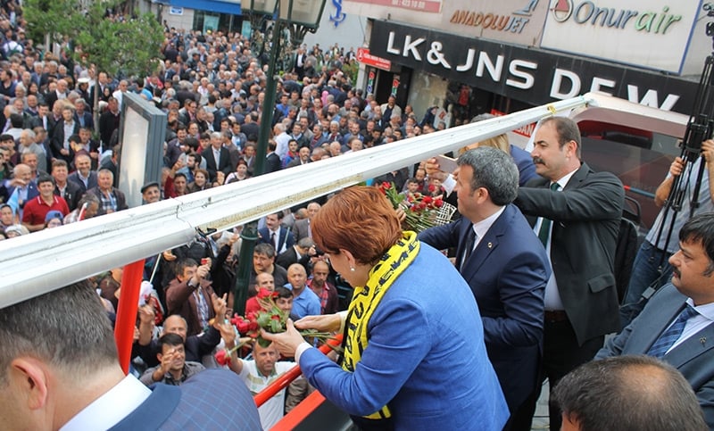 Akşener Fatsa'da! 17