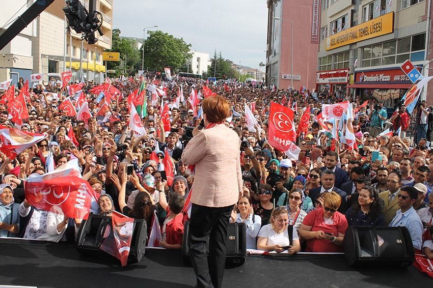 Akşener Nevşehir'de 13