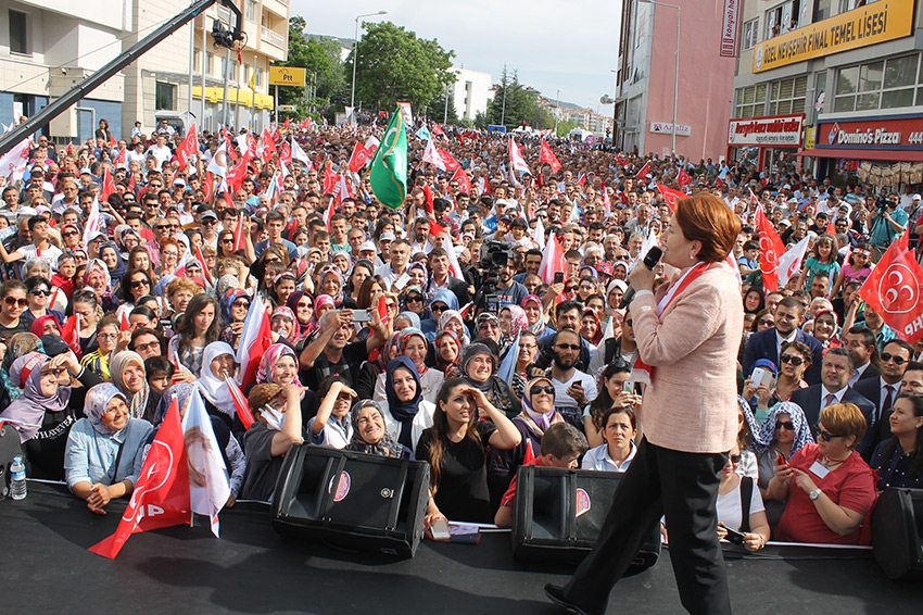 Akşener Nevşehir'de 14