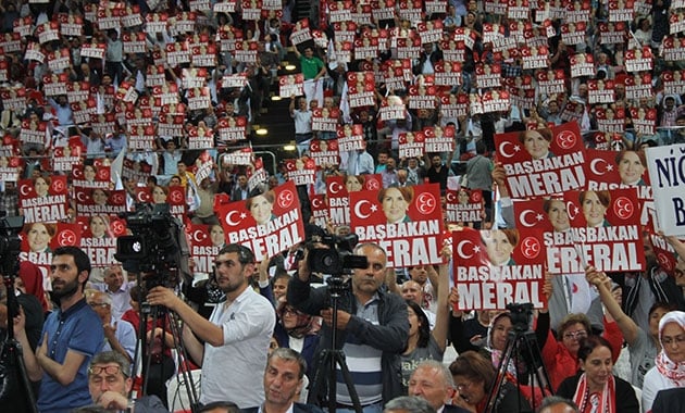 Akşener Kayseri'den seslendi 10