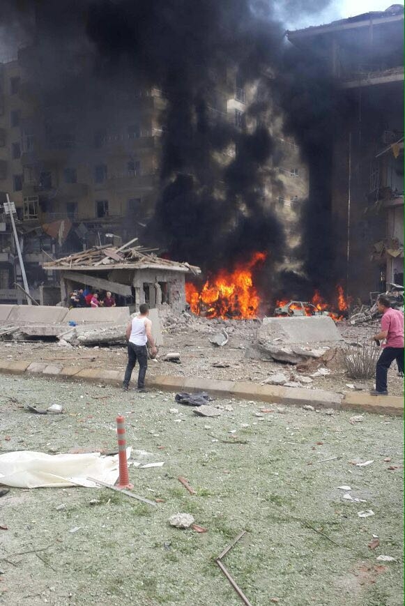 Mardin Midyat'ta bombalı araçlı saldırı! 10