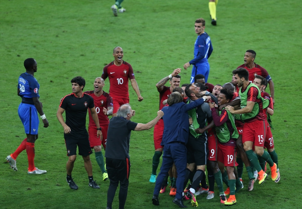 EURO 2016 Şampiyon'u Portekiz 4