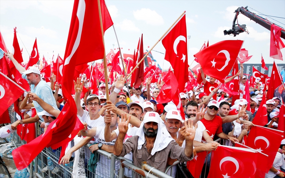 Yüz binler Yenikapı'ya akıyor 19