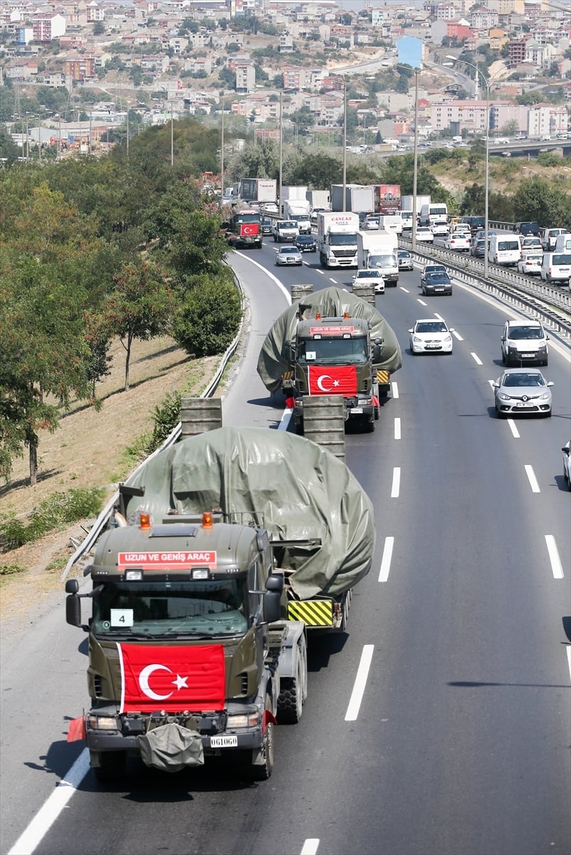 İstanbul'daki tanklar taşınıyor 10