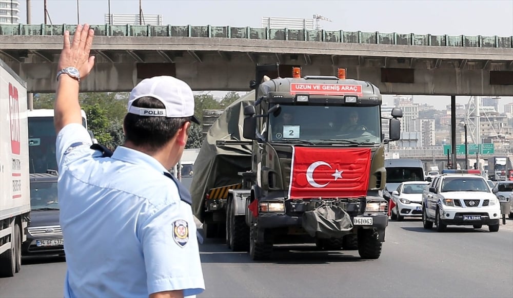 İstanbul'daki tanklar taşınıyor 2