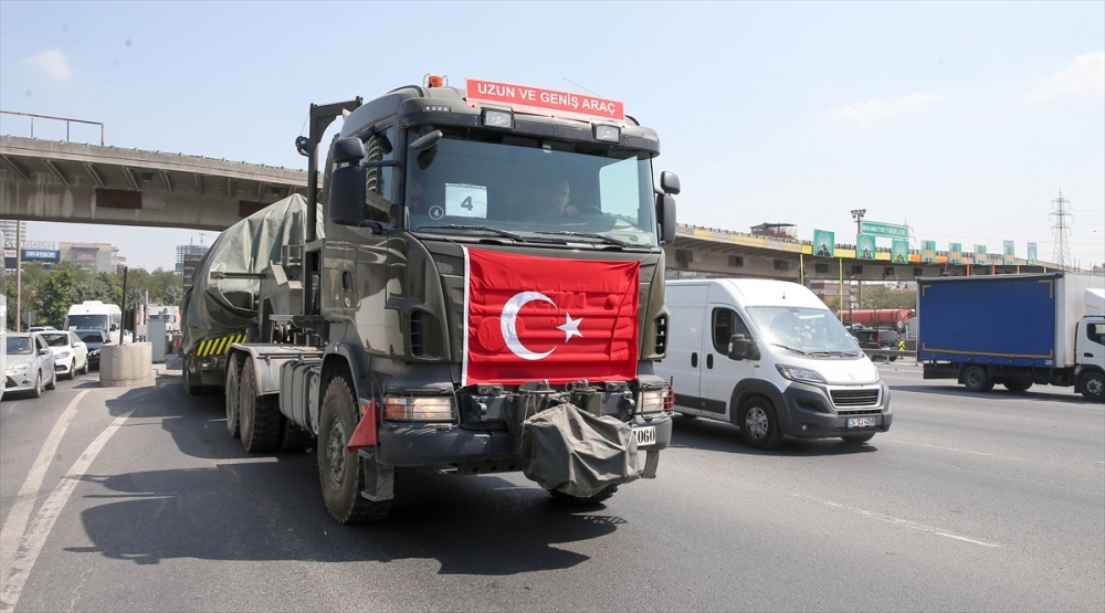 İstanbul'daki tanklar taşınıyor 4