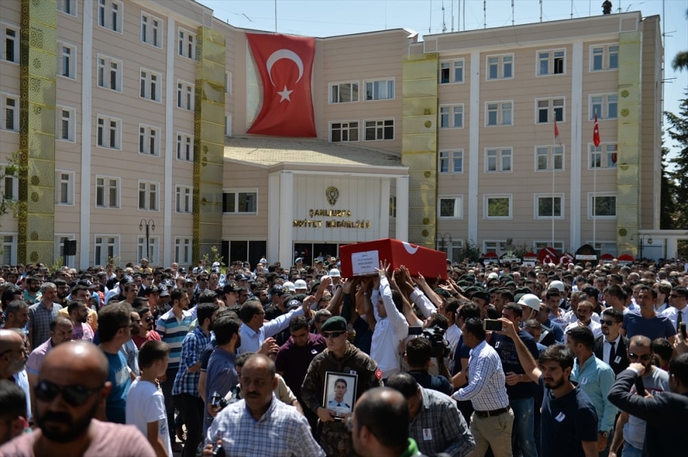 Şanlıurfa şehidi memleketine uğurlandı 7