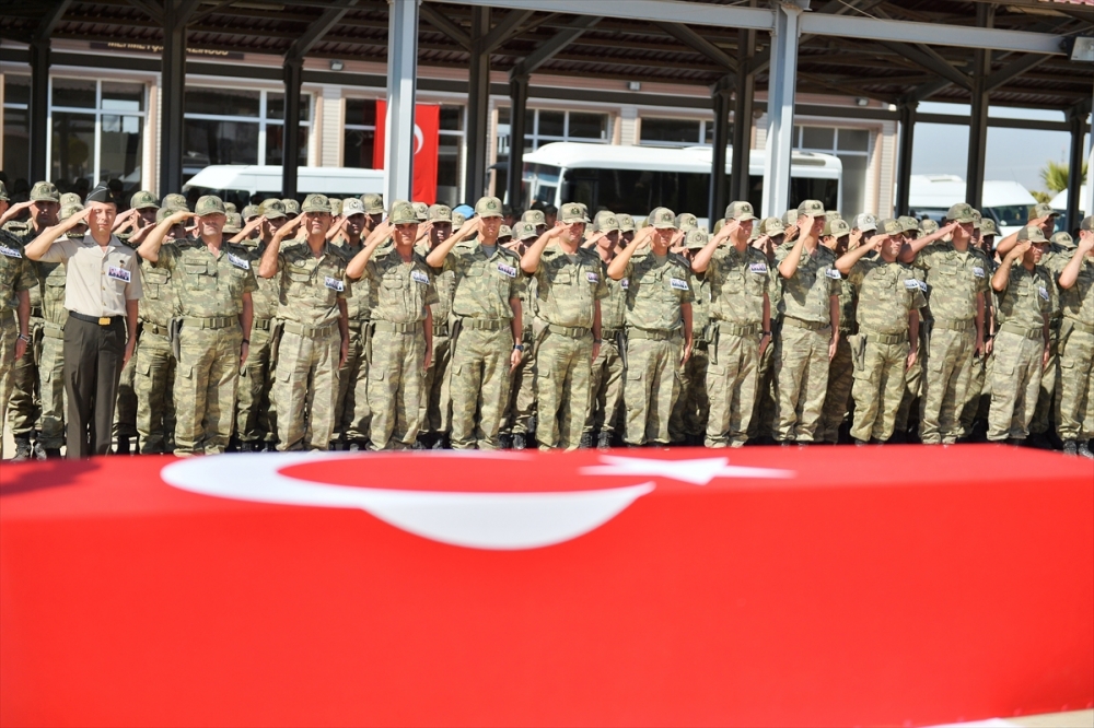 Mardin şehitleri memleketlerine uğurlandı 18