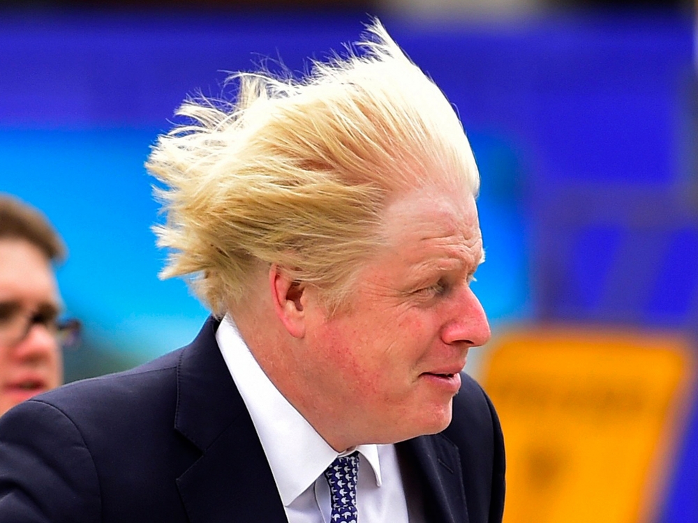 'Osmanlı torunu' Boris Johnson alay konusu oldu 5