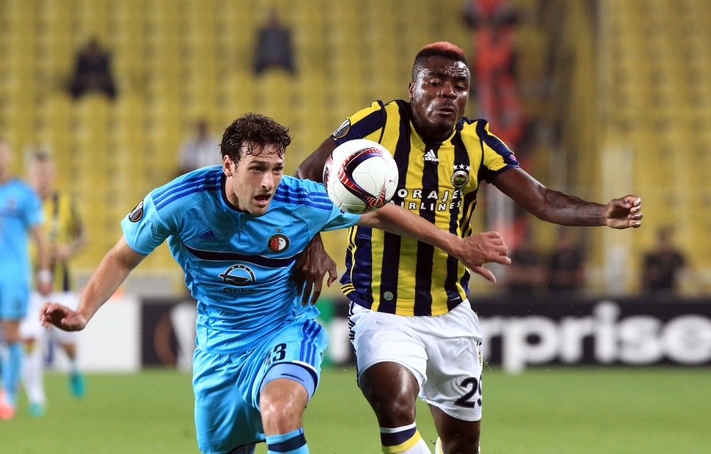 Emenike ve Sow'dan ilginç sevinç 13