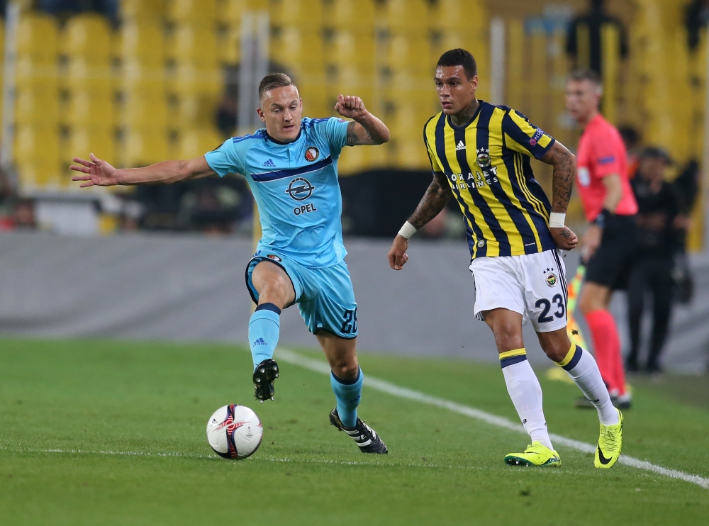 Emenike ve Sow'dan ilginç sevinç 16