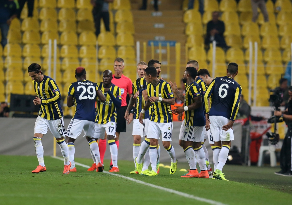 Emenike ve Sow'dan ilginç sevinç 19